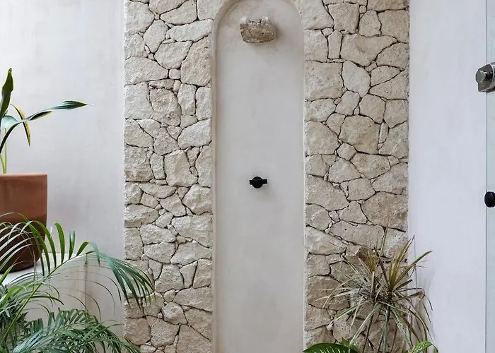 Bohemian 2br Boutique With Private Pool *